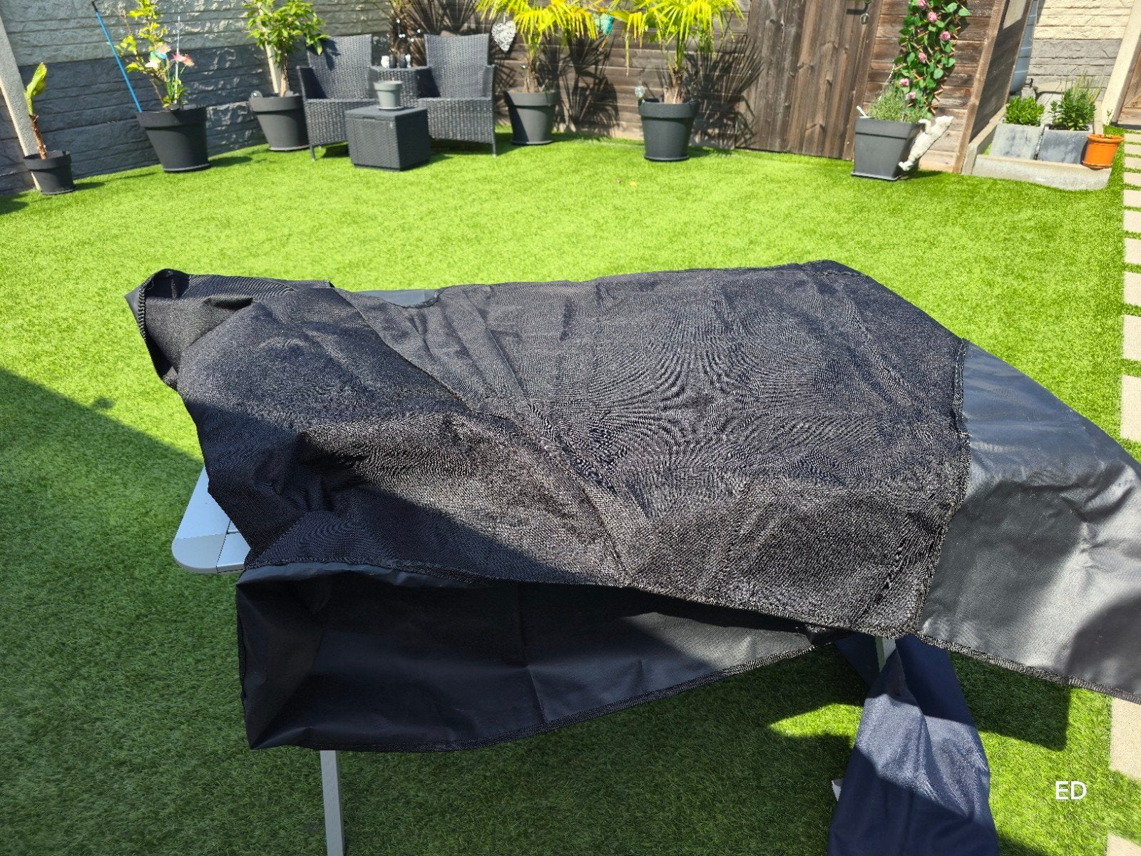 Een zonnewering voor campervan, Particulier