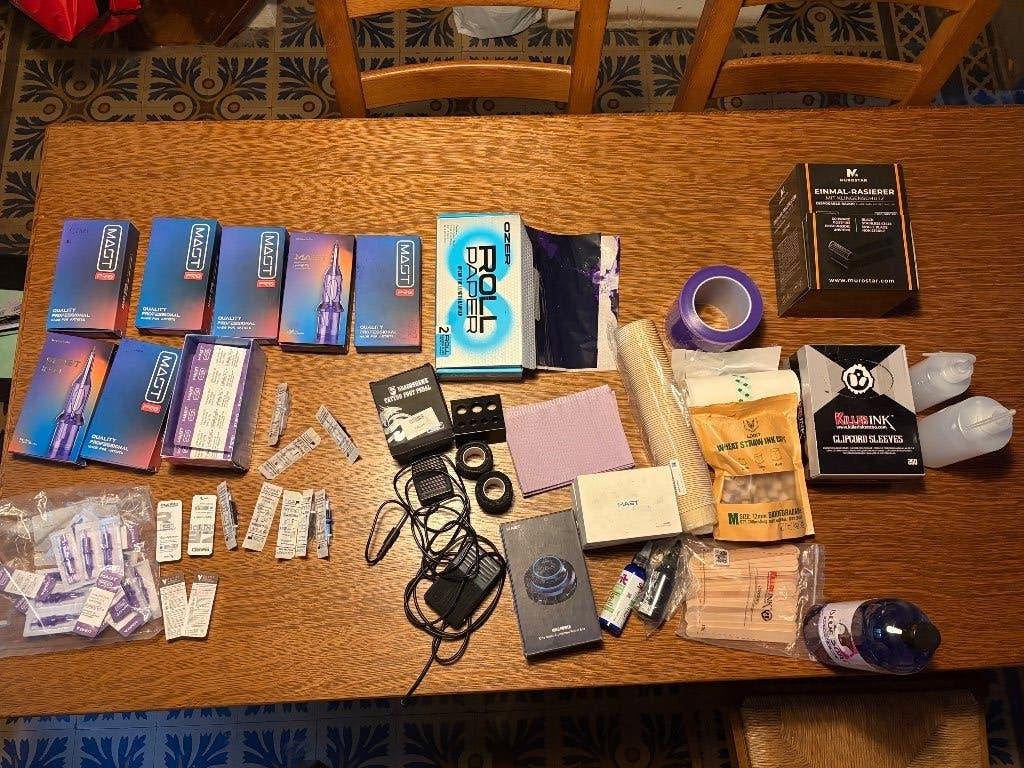 Urgent!! Vente Lot complet matériel de tatouage, Enlèvement