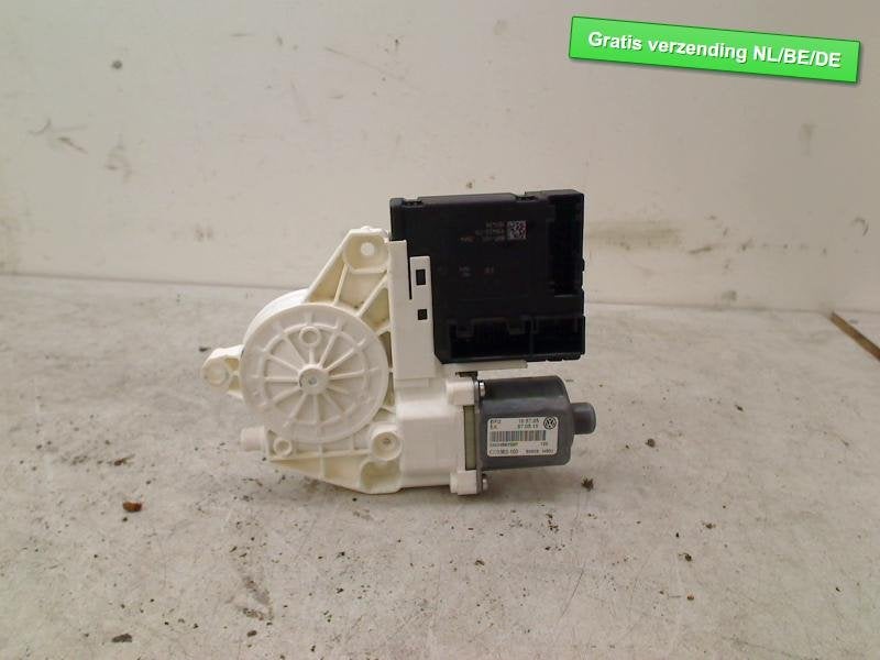 MOTEUR LEVE VITRE ELECTRIQUE AVANT DROIT Tiguan (5N1 / 2), Autos : Pièces & Accessoires, Volkswagen, Volkswagen AG, Utilisé, Kundenbetreuung@volkswagen.de