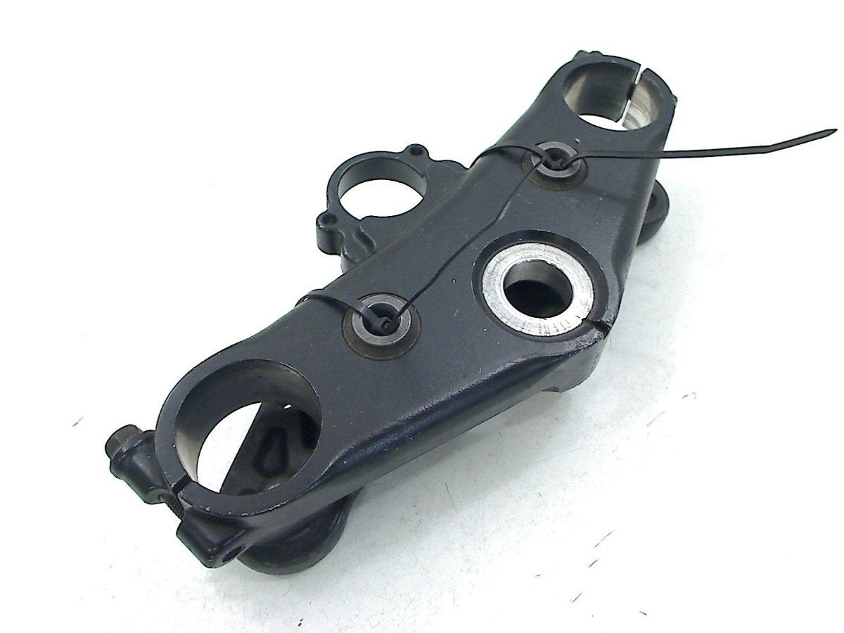 TOP YOKE TROIS POINTS Honda, Motos, Dhr. S. di Majo, Utilisé, Info@cama-motorparts.nl, P.J. Troelstraweg 8 8
3144 CX  MAASSLUIS, NL