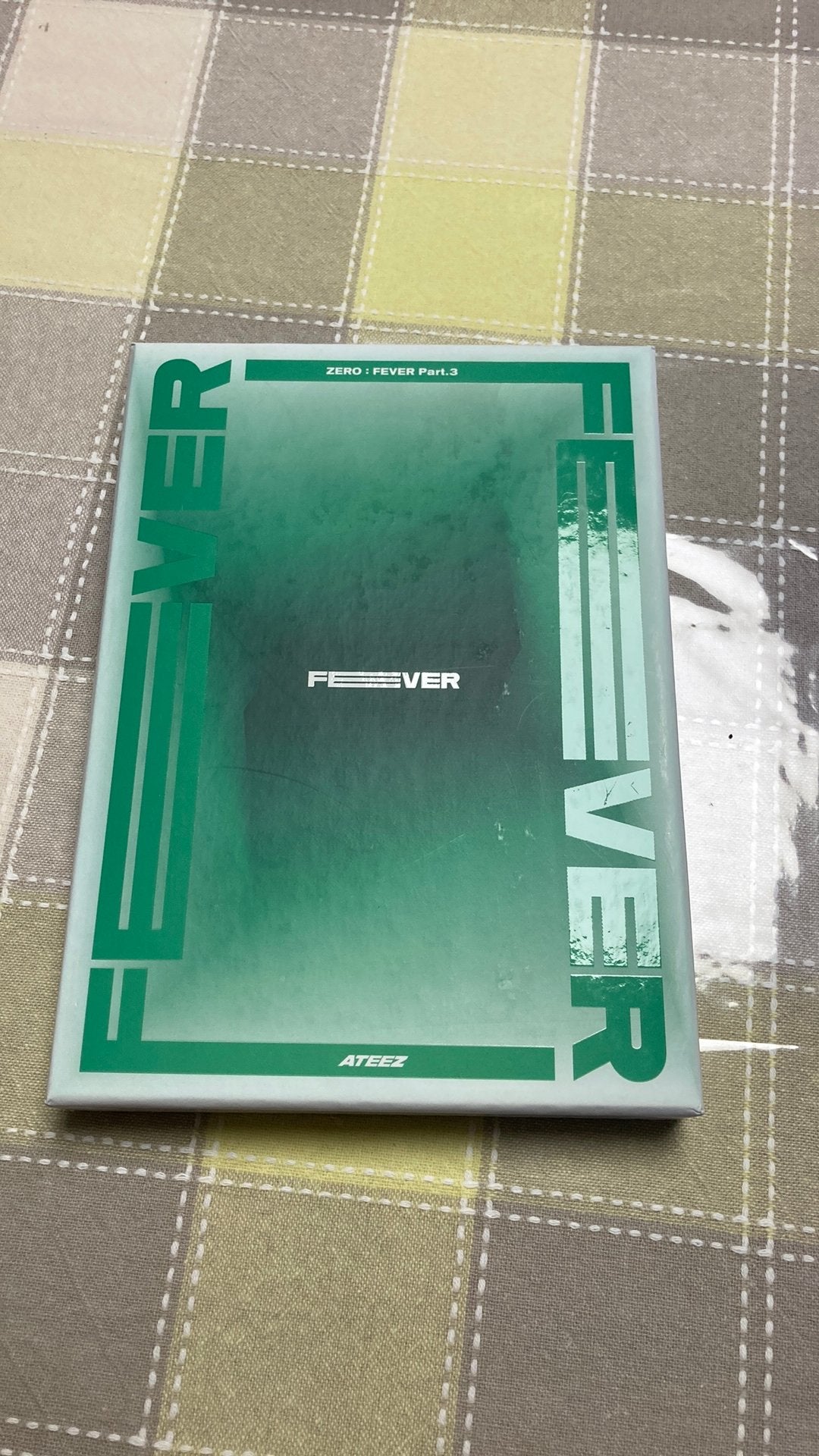 Kpop Ateez album zero: fever part 3, Enlèvement ou Envoi, Comme neuf