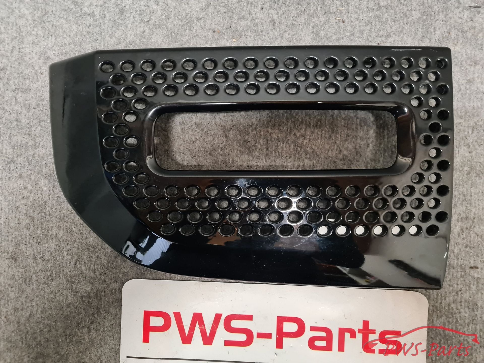 LAND ROVER DEFENDER L663 RECHTS ROOSTER GRILL ORIGINEEL, Land Rover, -, Utilisé, -