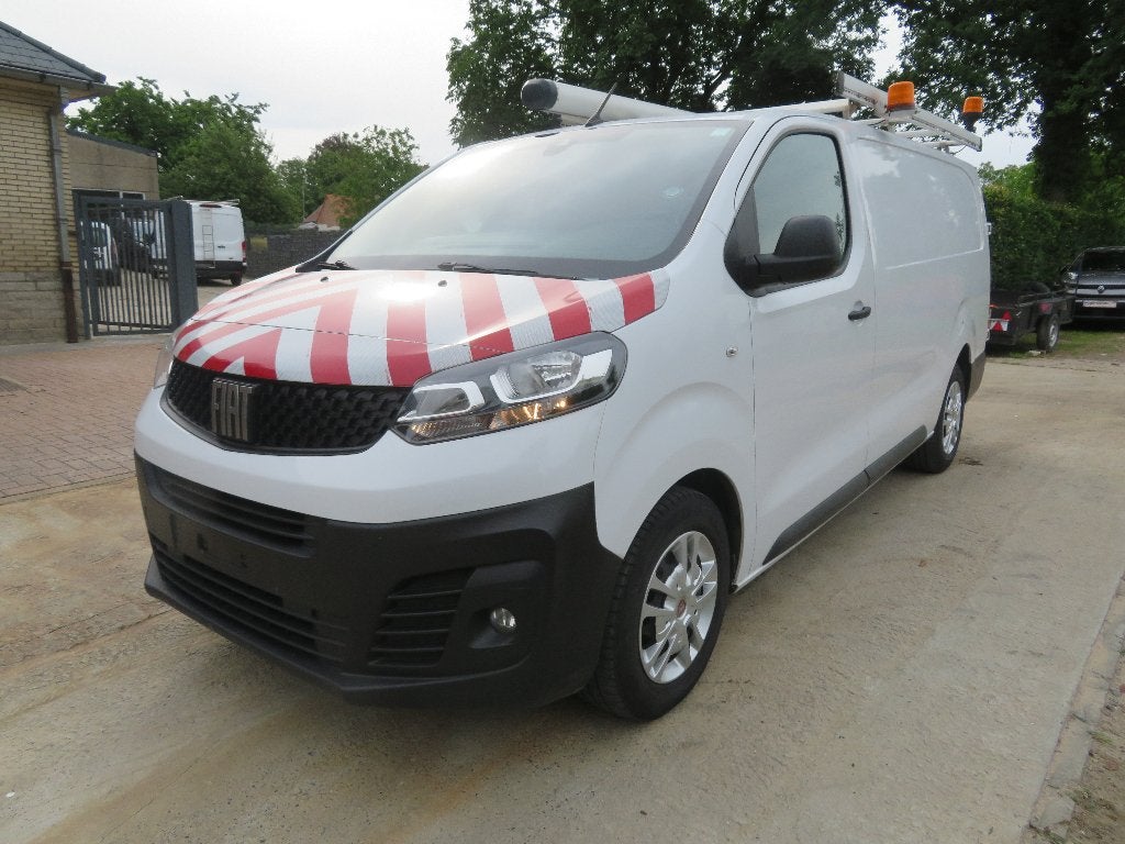 Fiat Scudo 2.0 XL - Dakdrager - 2022 - €6d, Auto's, Voorwielaandrijving, Stof, 4 cilinders, 2500 kg