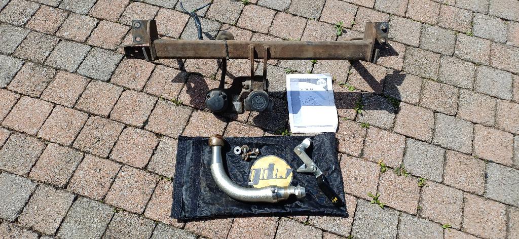 Auto trekhaak voor fiat 500 ( volledige set), Auto-onderdelen, Ophalen, Gebruikt