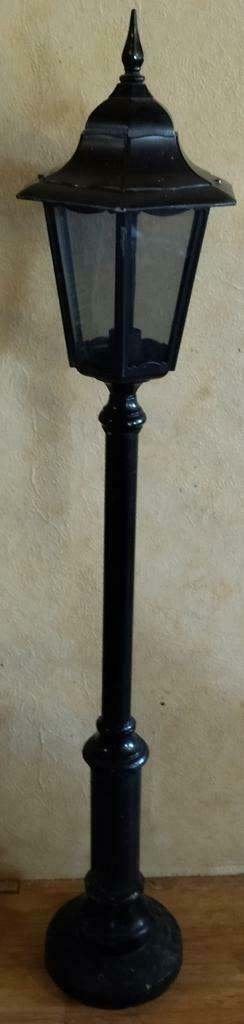 Lampadaire de jardin classique en aluminium noir rétro, Enlèvement, Utilisé, Autres matériaux, Lampe au sol