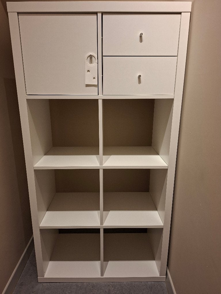 Kallax kast 8 vakken met 1 deur en 2 lades, Huis en Inrichting, Ophalen, Gebruikt, Met deur(en), 100 tot 150 cm