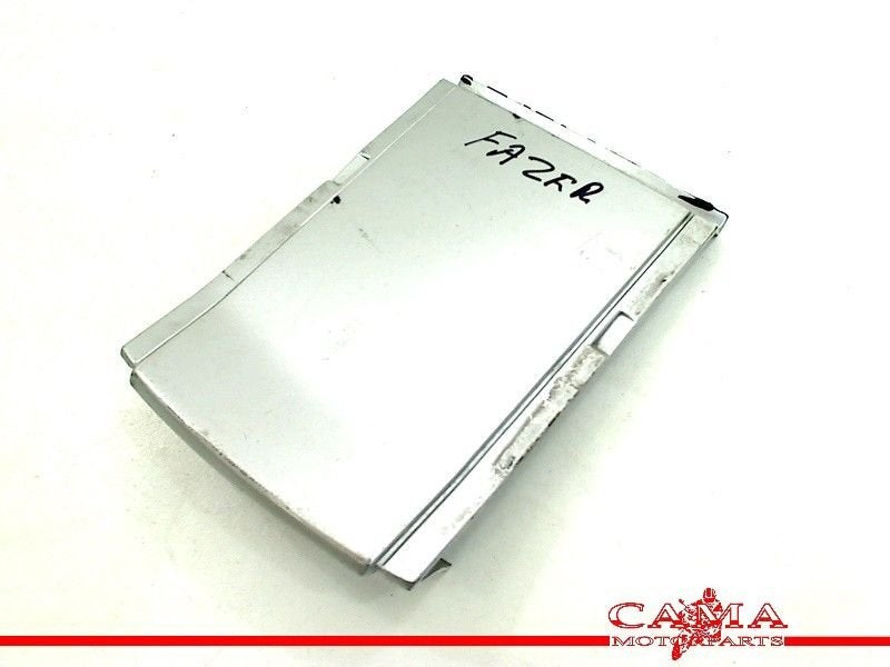 KONTPANEEL MIDDEN Yamaha FZS 600 Fazer 1998-2001 (FZS600), Dhr. S. di Majo, Gebruikt, Info@cama-motorparts.nl, P.J. Troelstraweg 8 8
3144 CX  MAASSLUIS, NL