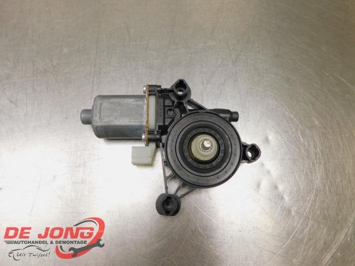 Moteur de vitre portière d'un Volkswagen Touran, Volkswagen, -, 3 mois de garantie, Utilisé