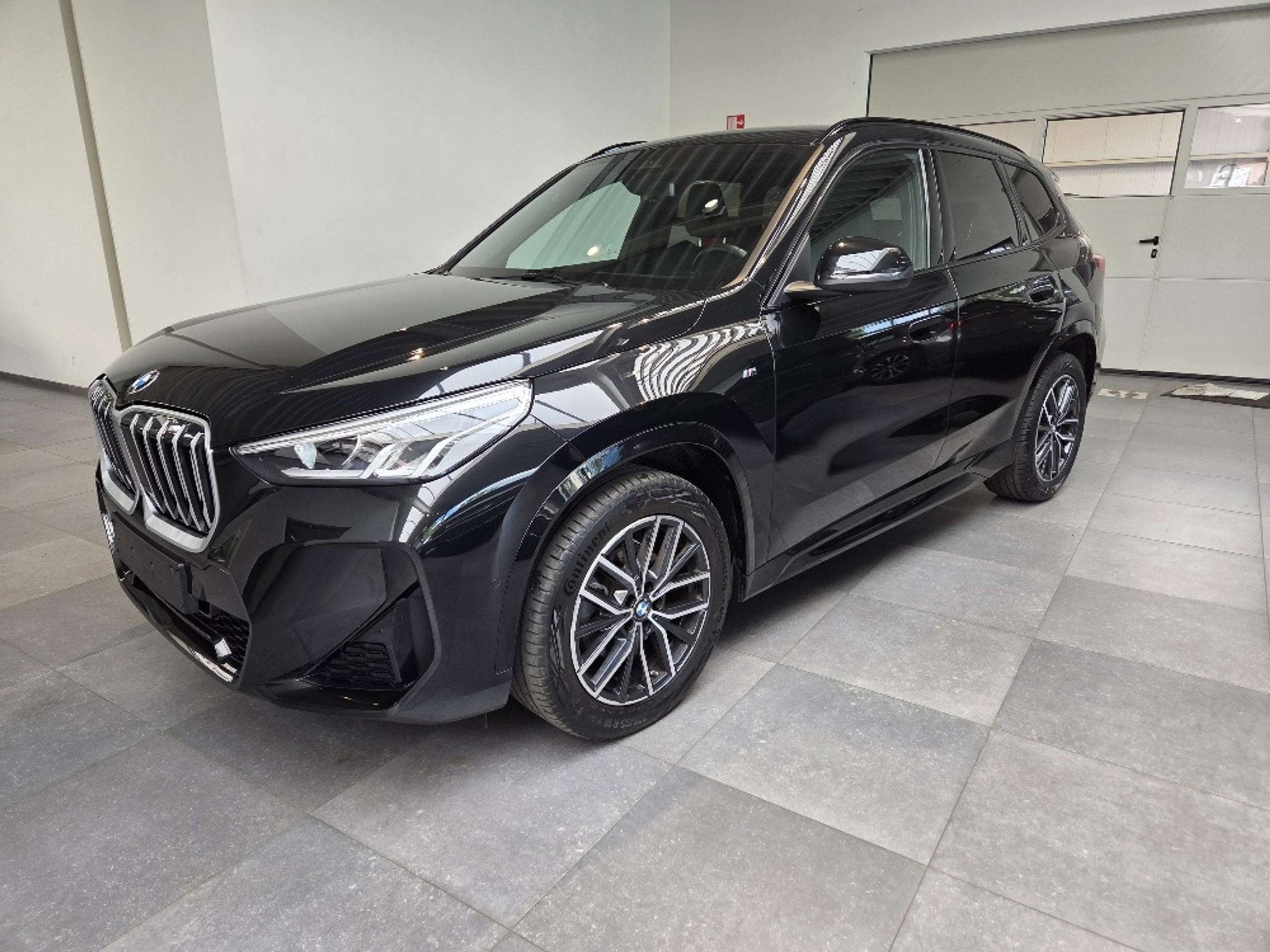 BMW X1 X1 1.5iA sDrive18 (automatique), Autos, Achat, Entreprise, Carnet d'entretien, 5 portes