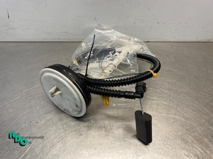 Flotteur de carburant d'un Nissan Qashqai (Qashqai 07-), -, 3 mois de garantie, Utilisé, -