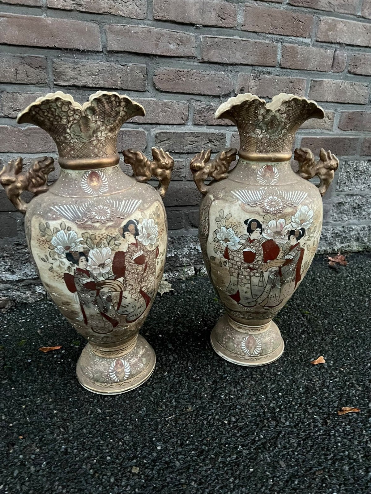 vases Satsuma remonte à la période Edo17e-19e siècle) L47cm, Antiquités & Art, Enlèvement ou Envoi