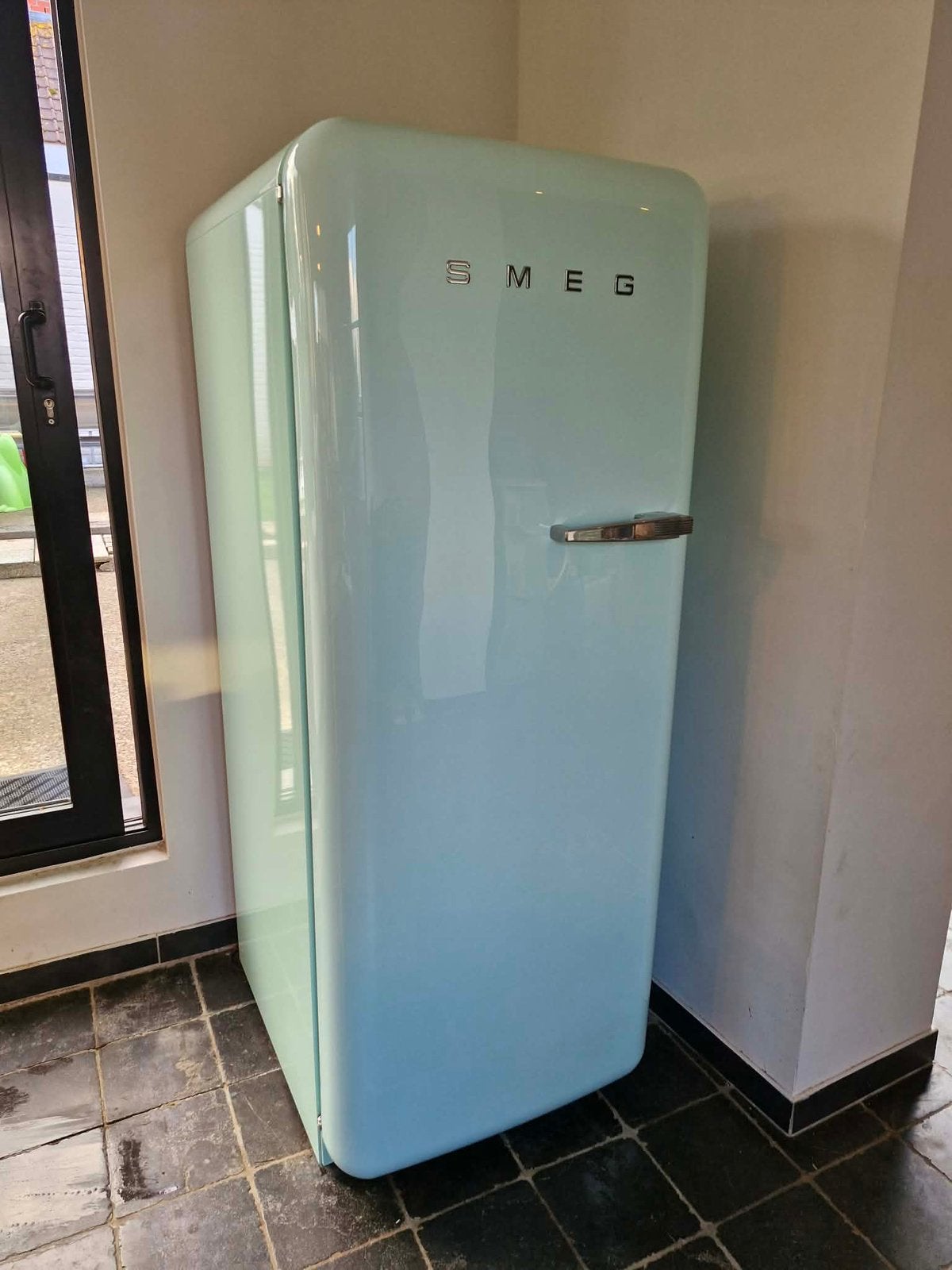 Smeg FAB28LPG5 – pastelgroene retro koelkast/vriezer, Ophalen, Zo goed als nieuw, Met vriesvak