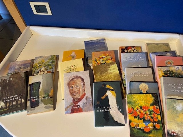 22-delige reeks boeken van Toon Hermans, Boeken, Kunst en Cultuur | Dans en Theater, Ophalen, Zo goed als nieuw, Toon Hermans
