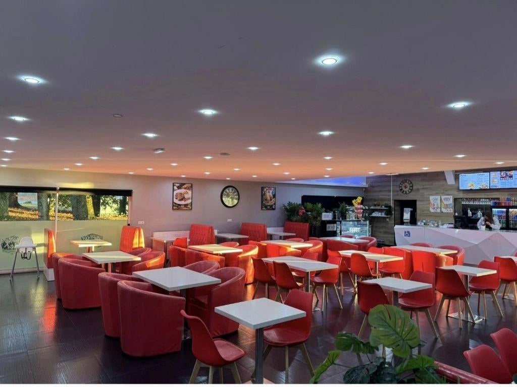 A vendre intérieur complet fauteuil table chaise contoire..., Articles professionnels, Enlèvement