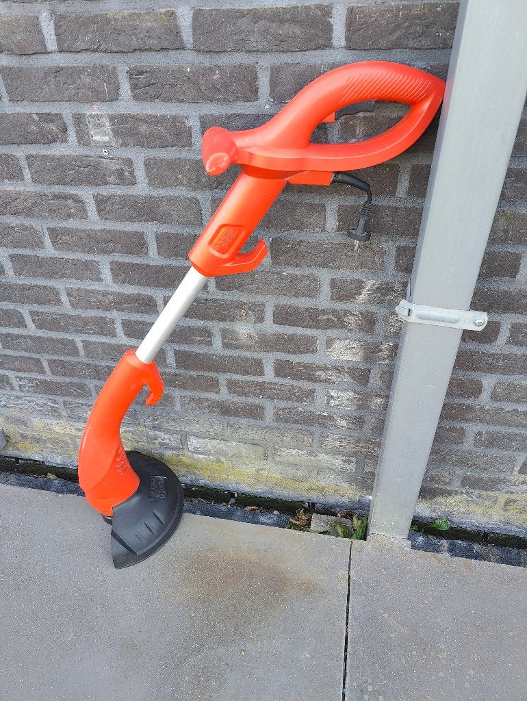kantenmaaier Black & Decker, Tuin en Terras, Ophalen, Gebruikt, Black&Decker, 10 tot 30 cm