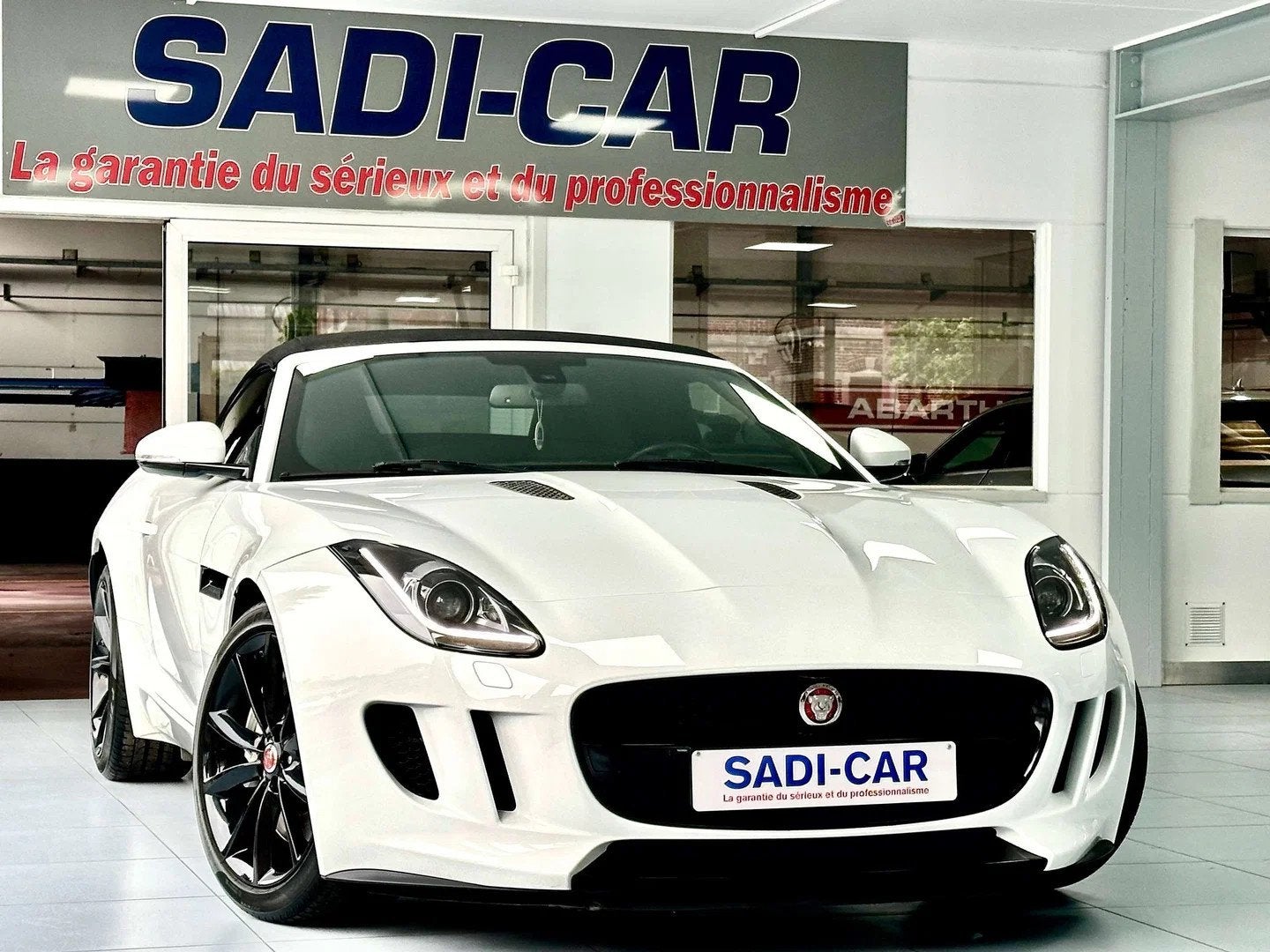 Jaguar F-Type Cabrio 3.0 V6 340cv - PACK BLACK, Autos, Cuir, Achat, F-type, Euro 6
