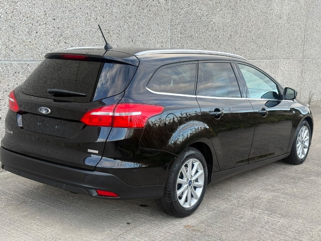 FORD FOCUS - ECOBOOST - NAVI – EURO 6 – TOPSTAAT, Auto's, Focus, Euro 6, Bedrijf, Handgeschakeld