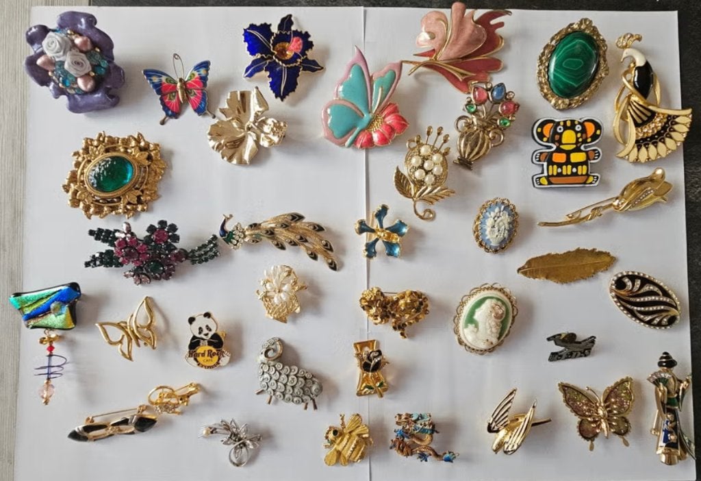 36 vintage broches –1 GROOT LOT, Handtassen en Accessoires, Broches, Ophalen of Verzenden, Goud, Goud