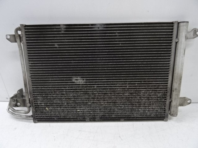 RADIATEUR AIRCO Volkswagen Touran (1T1 / T2) (1K0820411AH), Gebruikt, Volkswagen, Volkswagen AG, Kundenbetreuung@volkswagen.de