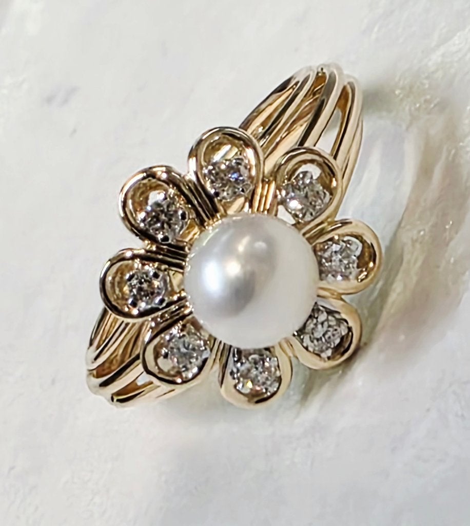 Klassieke goud/platinum ring met ZUIDZEE parzl en diamanten, Met edelsteen, Ophalen of Verzenden, Dame, Goud
