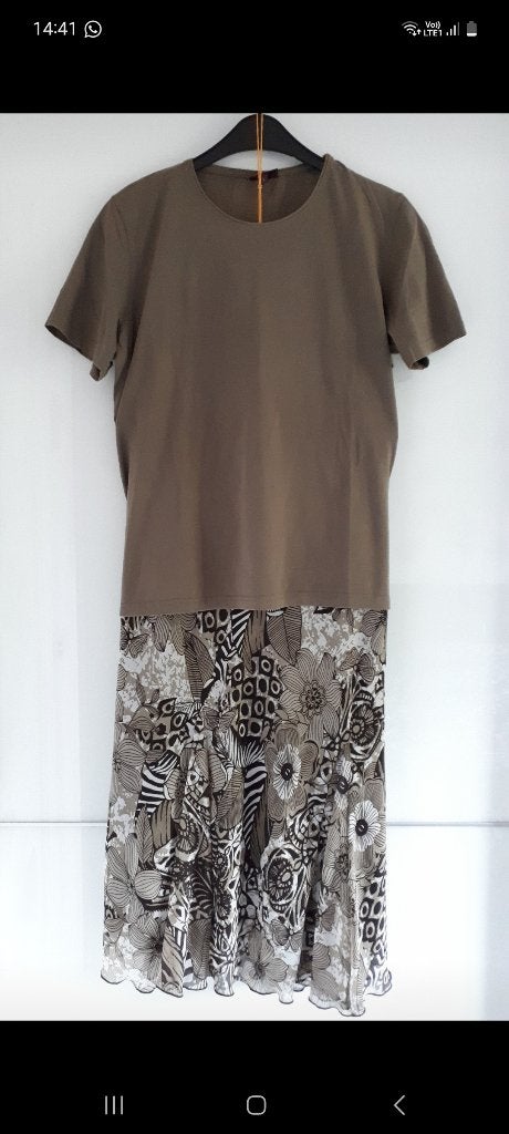 Set rok en shirt, Bruin, Maat 42/44 (L), Ophalen of Verzenden, Zo goed als nieuw