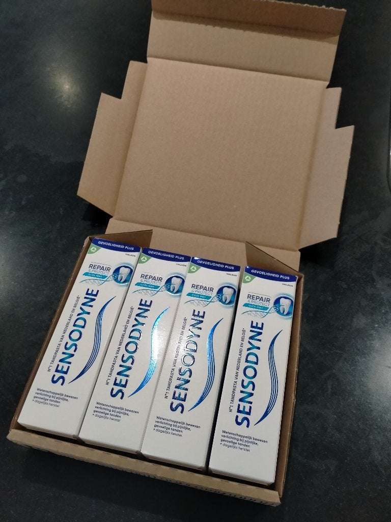 NEUF : 4x Sensodyne Repair & Protect 75ml - 10€, Bijoux, Sacs & Beauté, Beauté | Soins de la bouche, Enlèvement ou Envoi, Dentifrice
