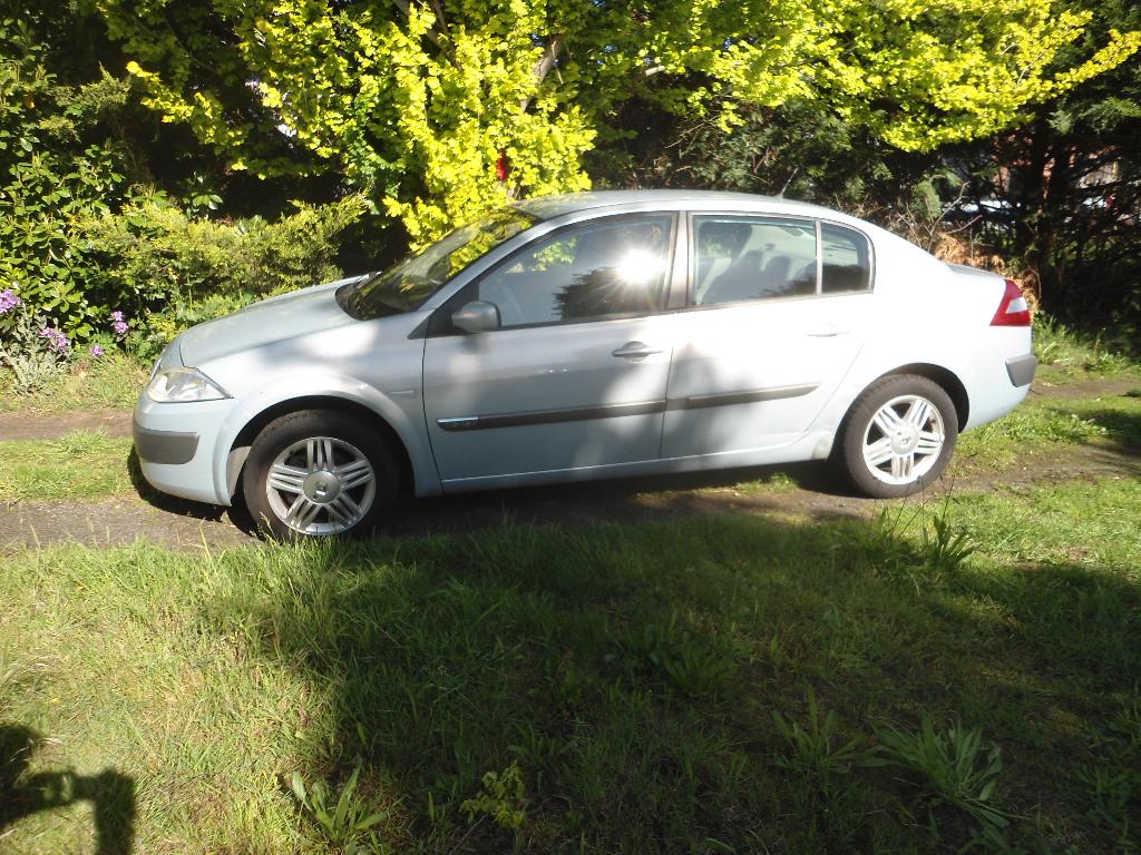 Renault Megane : 1e Eigenaar 110.361km 1,6 van 2004, Auto's, Renault, Voorwielaandrijving, 4 deurs, Beige, 4 cilinders