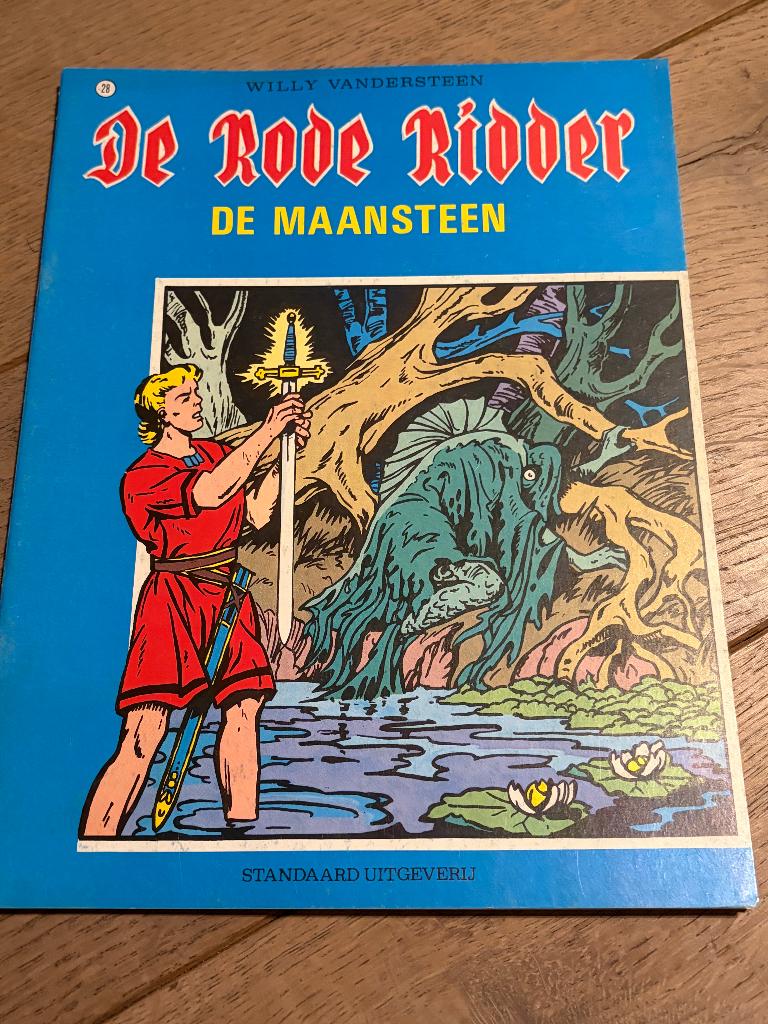 De Rode Ridder - 28 - De maansteen, Eén stripboek, Ophalen of Verzenden, Gelezen, Willy Vandersteen
