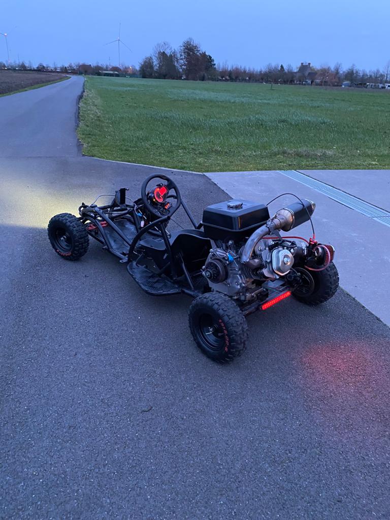 Go kart frame (zonder moter), Sport en Fitness, Karting, Ophalen of Verzenden, Zo goed als nieuw, Kart