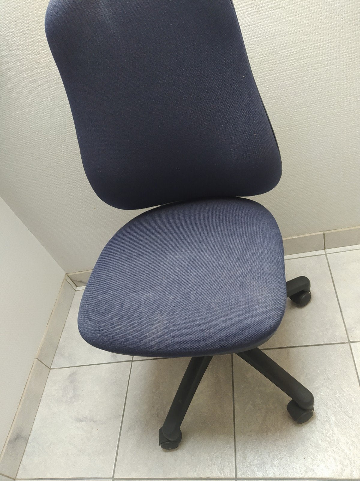 bureau stoel blauw zwart,hoge rugleuning, Maison & Meubles, Comme neuf, Enlèvement, Bleu, Chaise de bureau