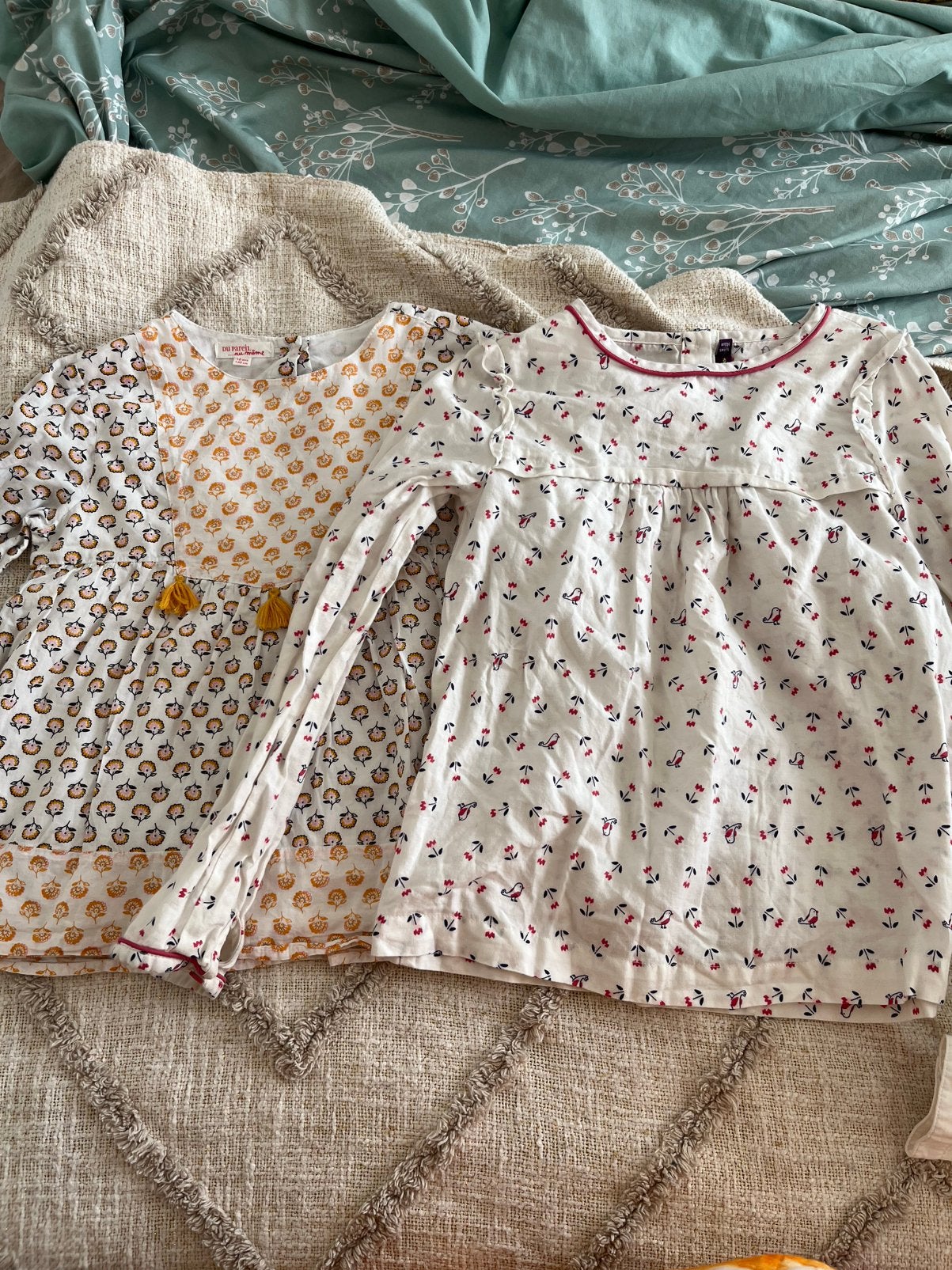 Lot deux chemisiers en coton fille - 10 ans, Kinderen en Baby's, Kinderkleding | Maat 146, Ophalen of Verzenden, Zo goed als nieuw
