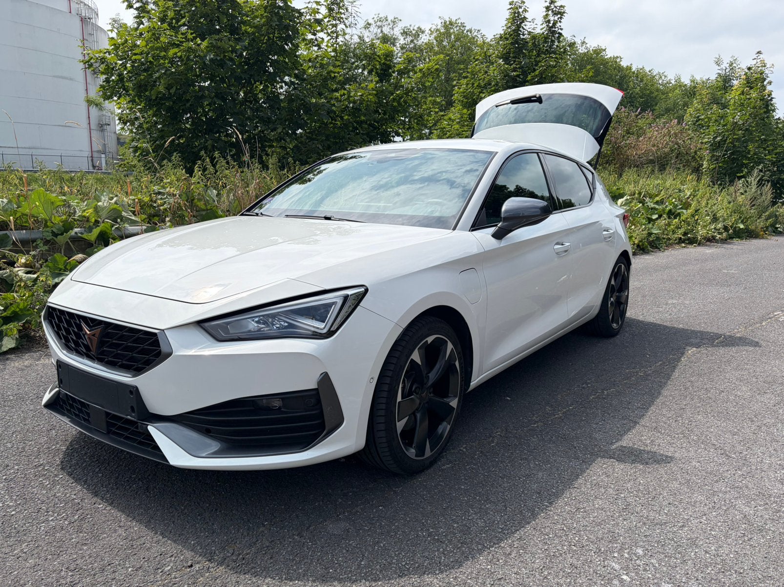 CUPRA Leon 1.4 eTSI — 204 ch — Modèle 2023, Autos, Cupra, Achat, Euro 6, Noir, 5 portes