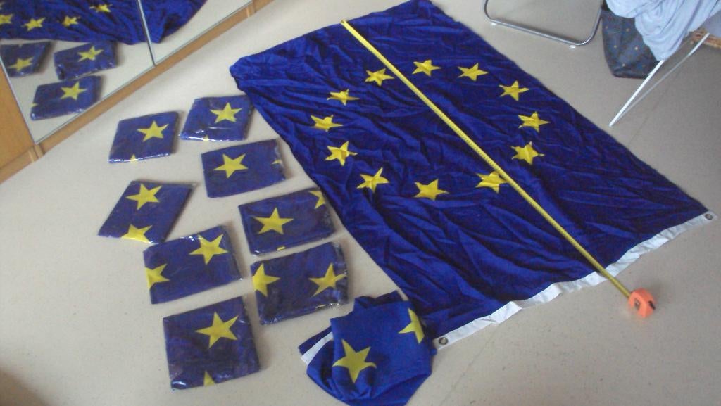 Drapeau européen lot 10 pièces, Enlèvement ou Envoi