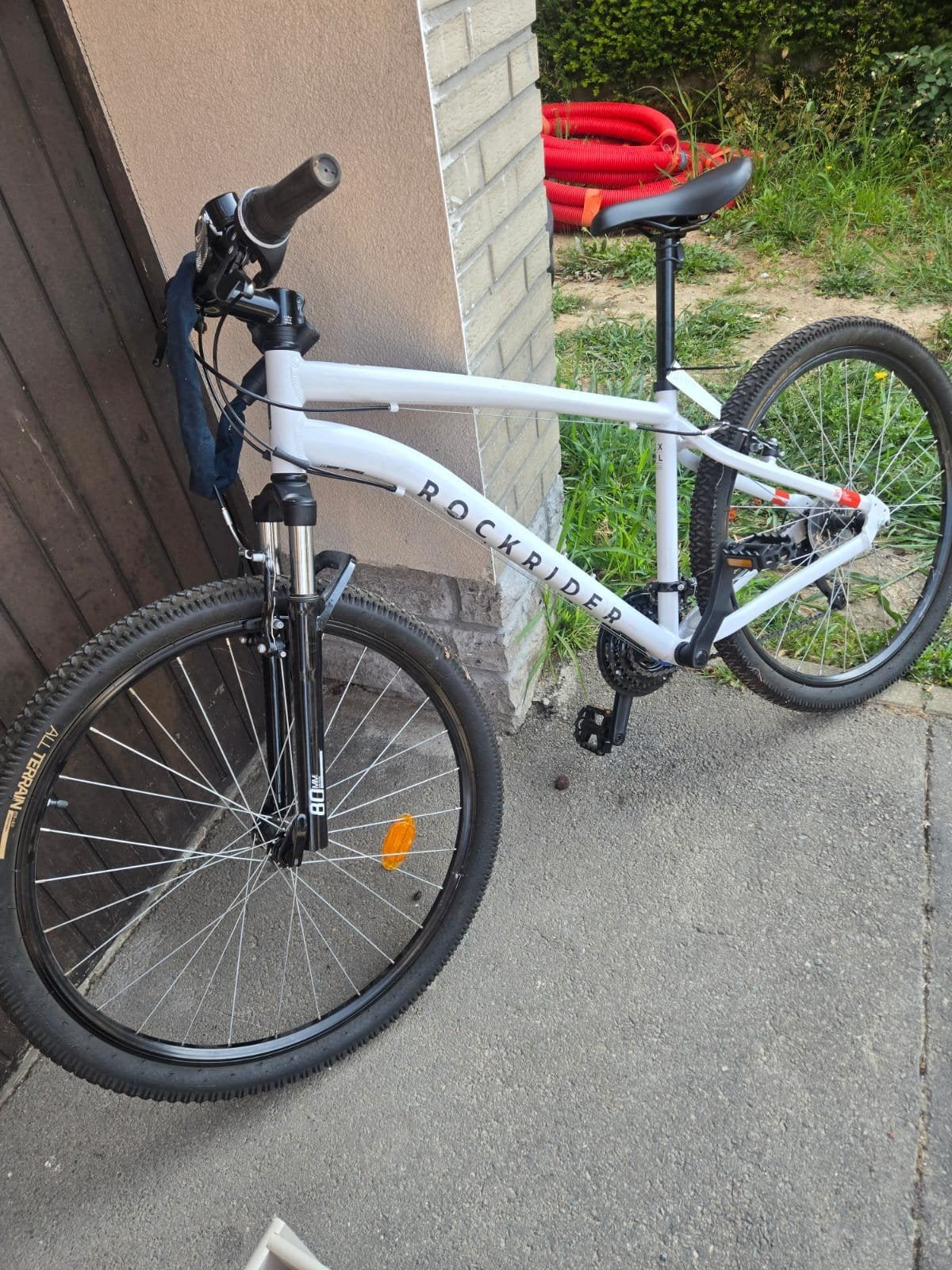 ROCKRIDER
VTT de randonnée EXPL 50 gris clair, Enlèvement
