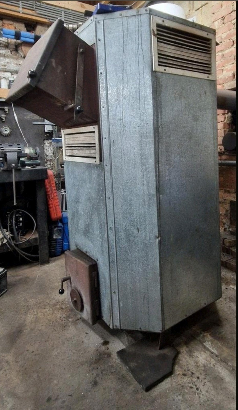 Brule tout chauffage d atelier, Enlèvement, Bois