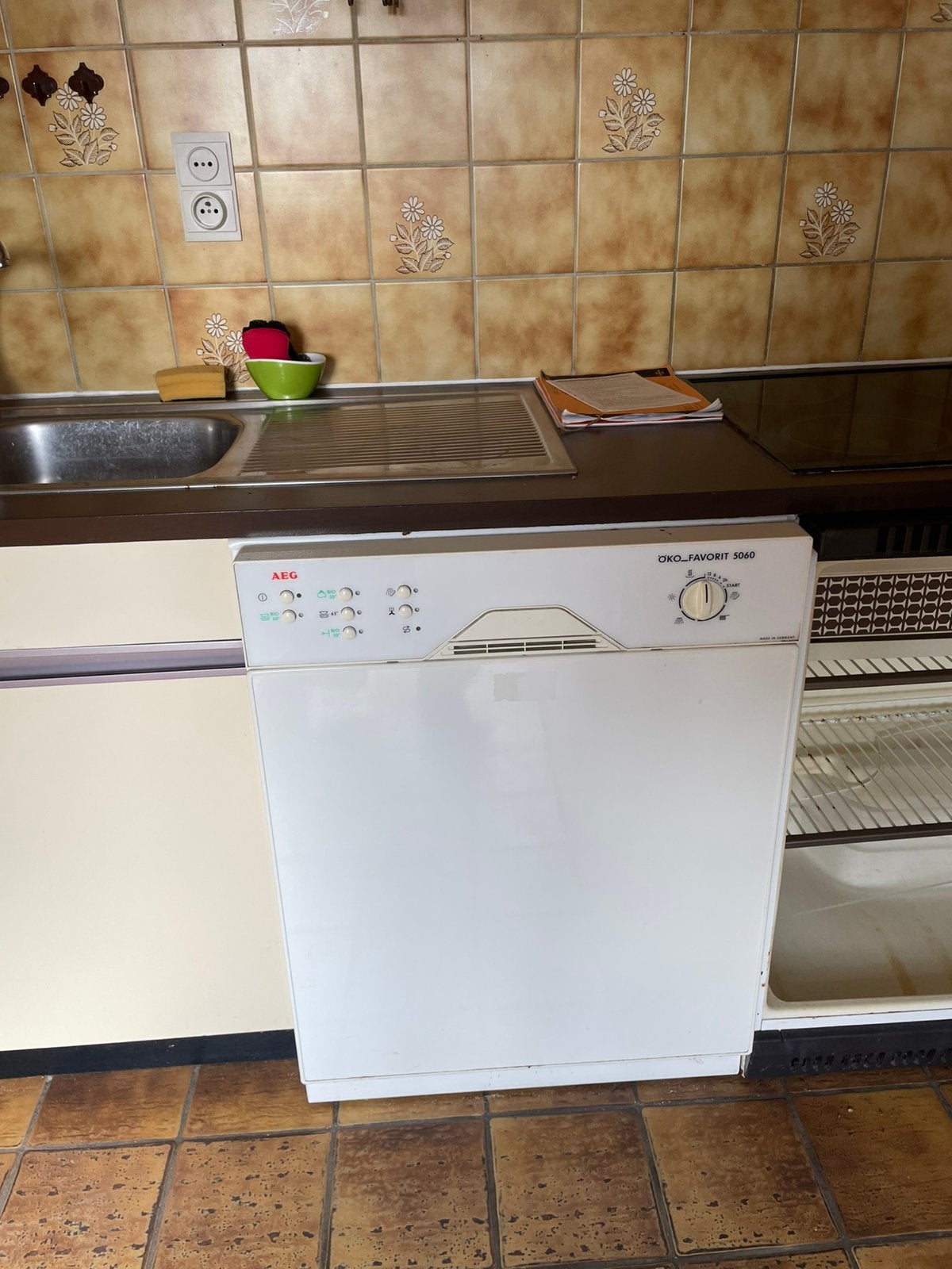 AEG favorit 5060 vaatwasmachine, Elektronische apparatuur, Vaatwasmachines, Ophalen, Gebruikt, Eco programma, 60 cm of meer
