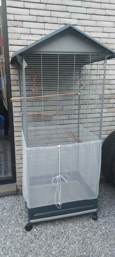 VERKOCHT !! Ruime vogelkooi/volière op wielen, Dieren en Toebehoren, Vogels | Hokken en Kooien, Vogelkooi, Ophalen