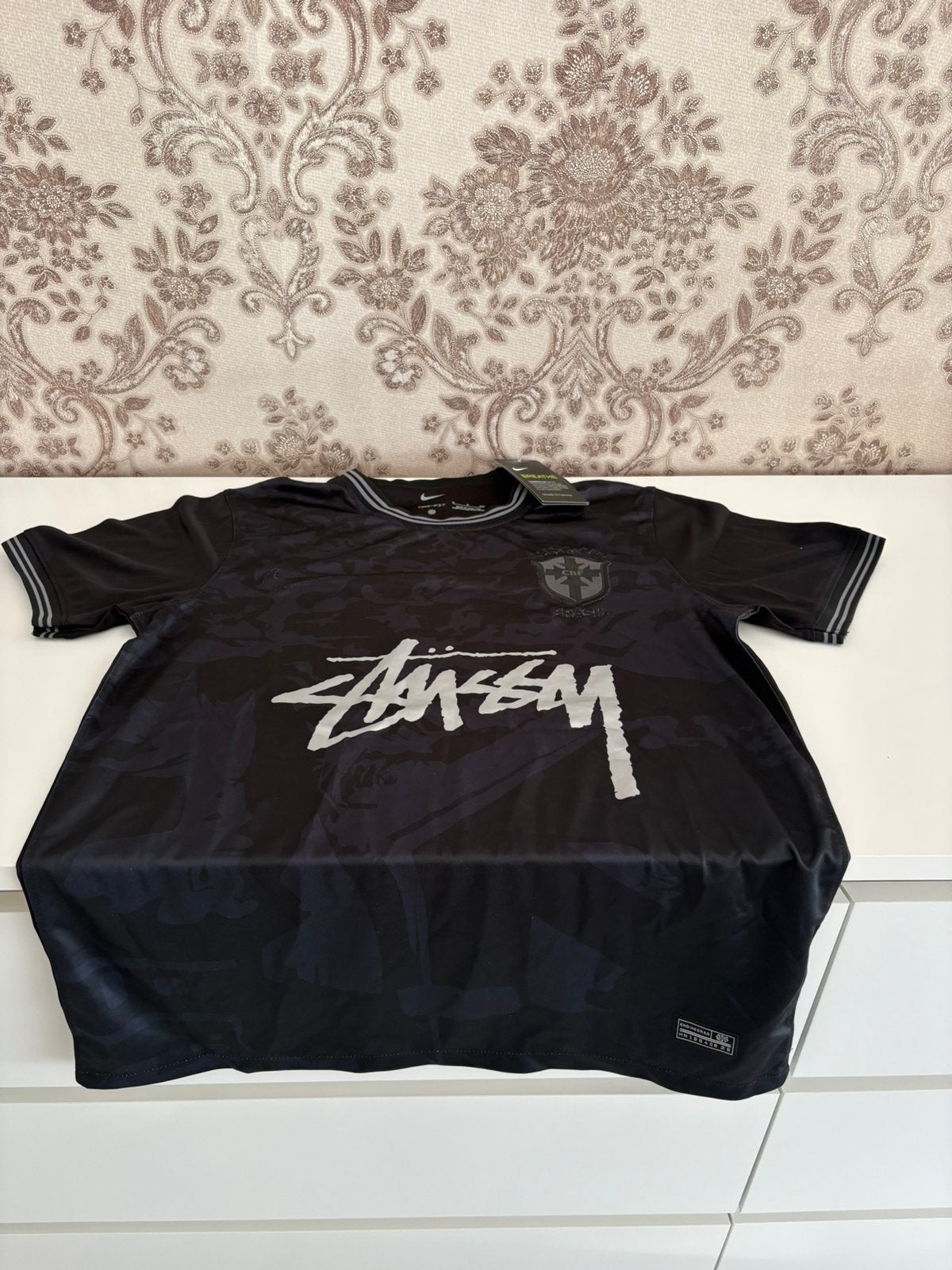 Brazilian tshirt tekoop, Ophalen, Zo goed als nieuw, Maat 46 (S) of kleiner
