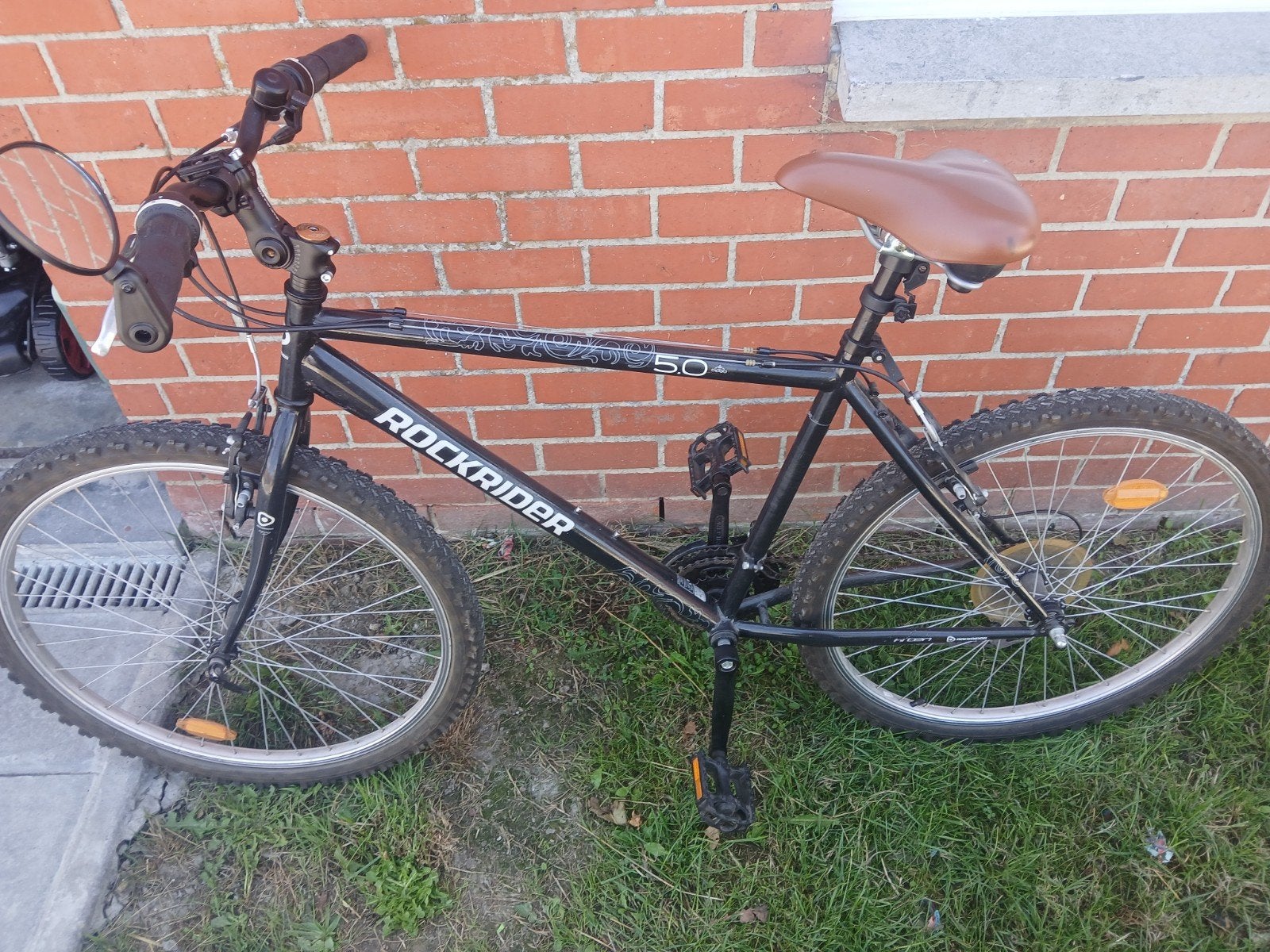 a vendre magnifique vélo vtt decathlon 26 pouces état neuf, Enlèvement ou Envoi