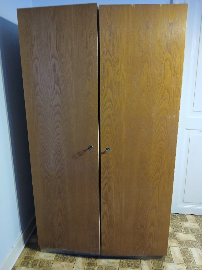 GRATUIT armoire 2 portes plaqué bois clair, 100 à 150 cm, Enlèvement, Utilisé, Avec porte(s)