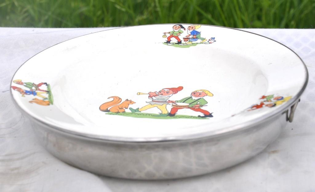 assiette chauffante inox 18/10 et faience decor lutin, Antiek en Kunst, Antiek | Keukengerei, Ophalen of Verzenden