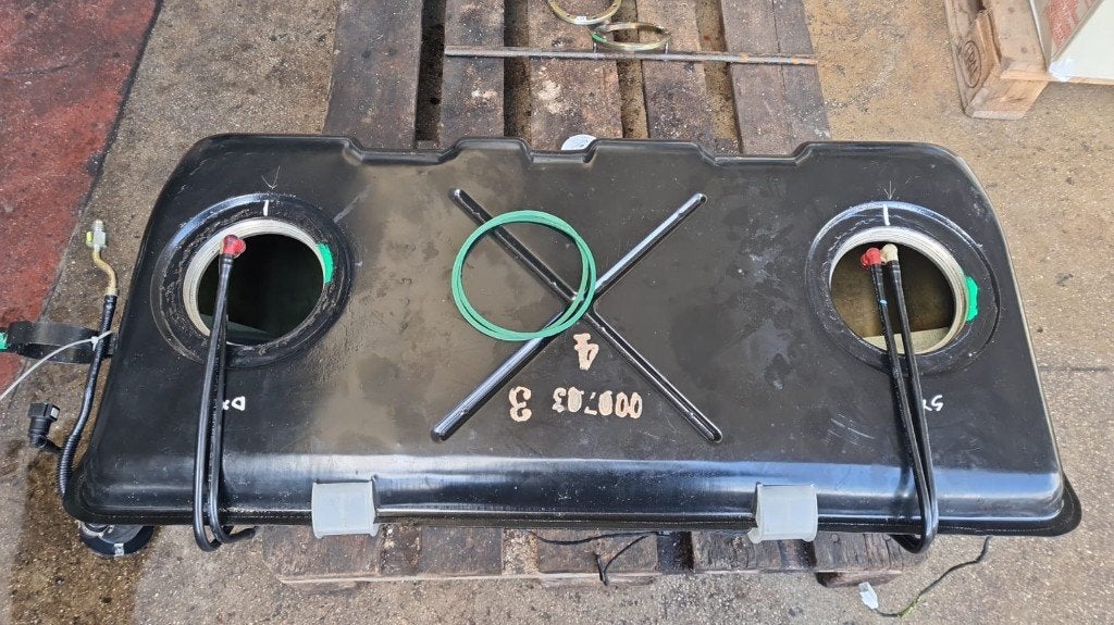 Réservoir de carburant pour Maserati 3200 GT, Autos : Pièces & Accessoires, Enlèvement, Utilisé, Maserati