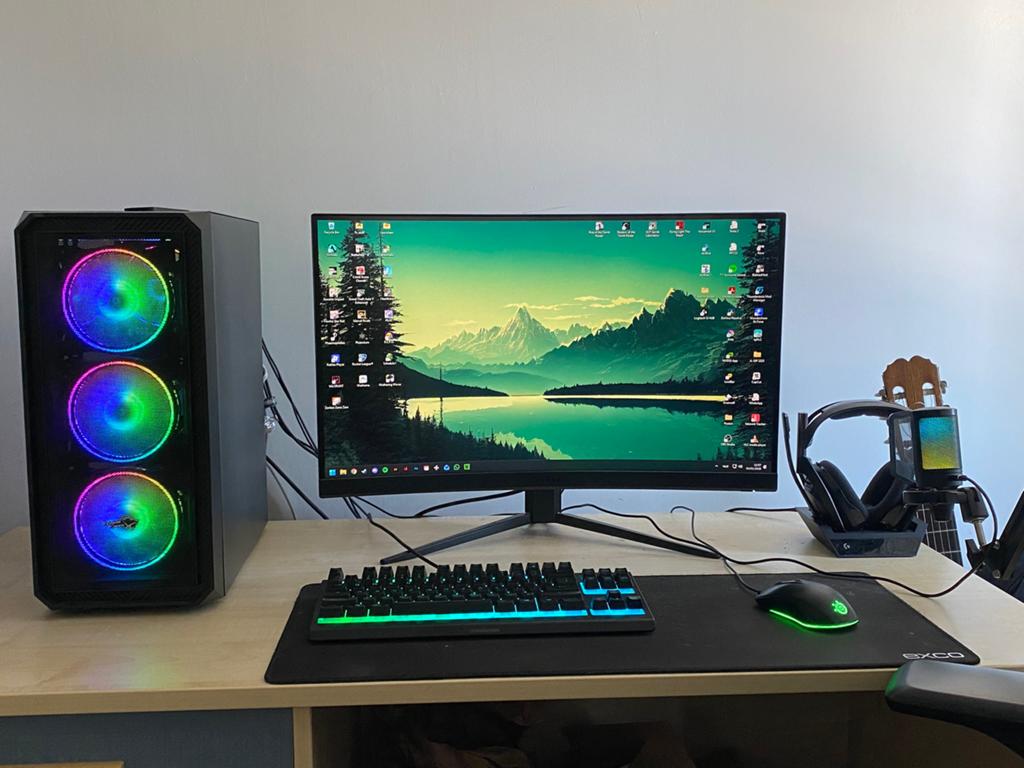 MSI G27C4X 27” Curved Gaming Monitor 250Hz, Informatique & Logiciels, Moniteurs, Enlèvement, Comme neuf
