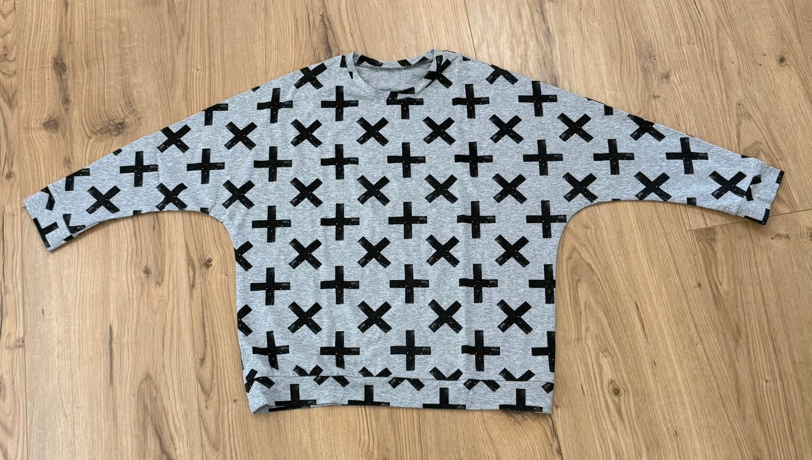 T-shirt à manches chauve-souris, Enfants & Bébés, Enlèvement ou Envoi, Comme neuf, Fille, Chemise ou À manches longues