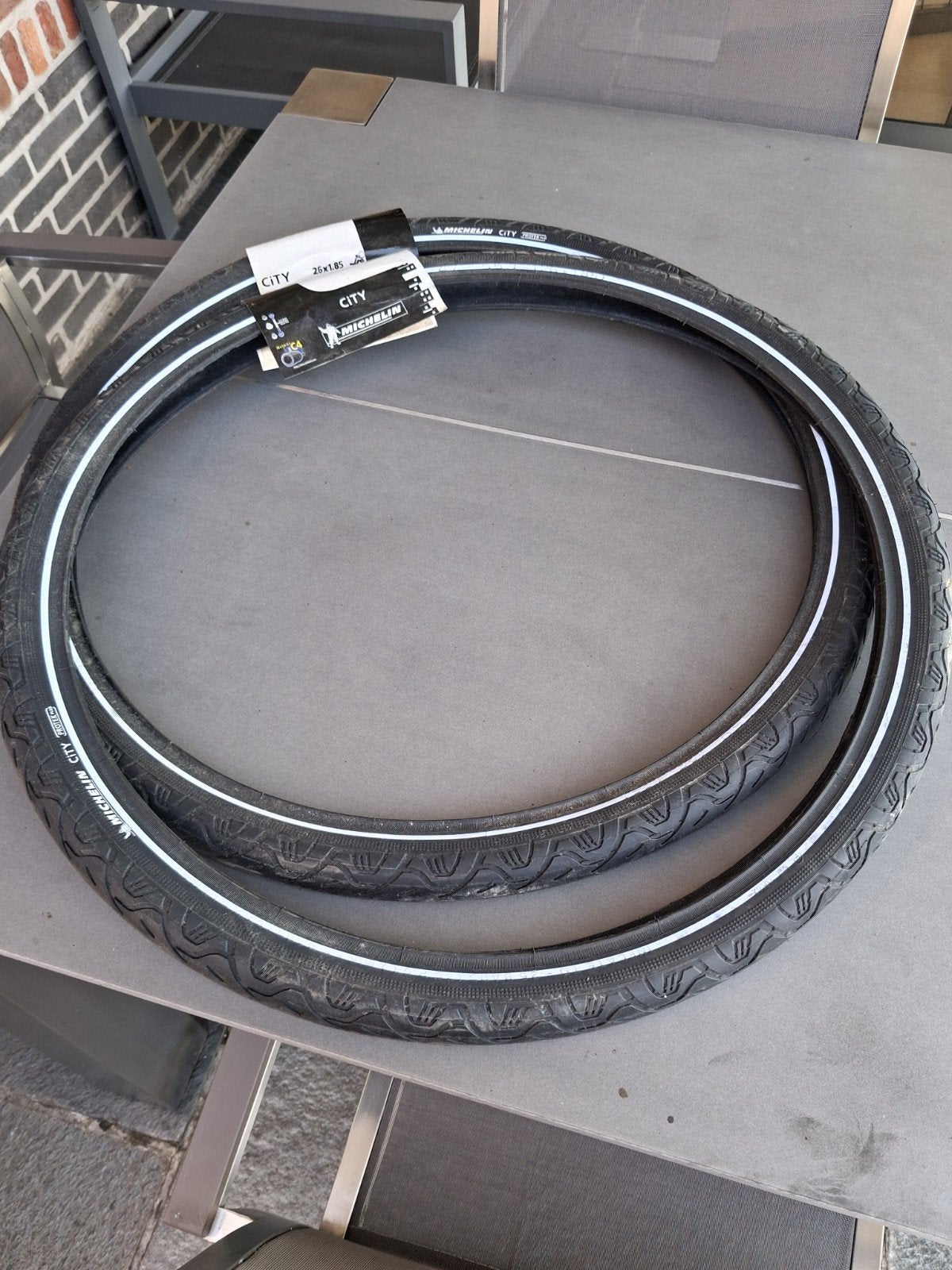 Twee buitenbanden 26" x 1,85, Ophalen, Nieuw, Michelin