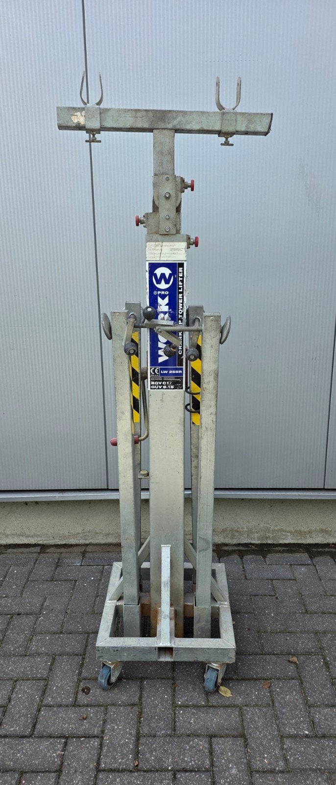Telescopische lift - tot 5,3 m en 220 kg, Doe-het-zelf en Bouw, Ladders en Trappen, Ophalen, Gebruikt, Ladder, Opvouwbaar of Inschuifbaar