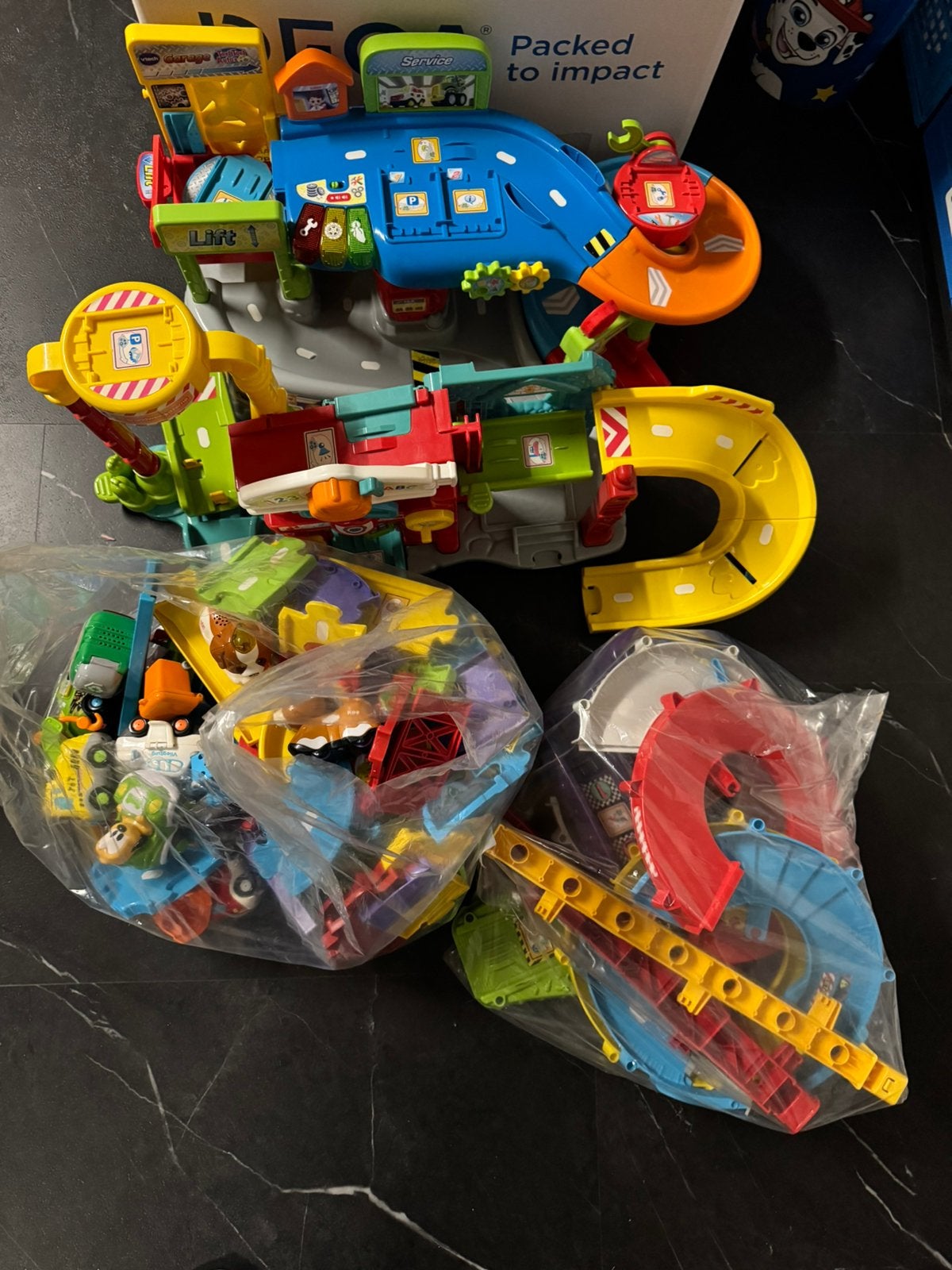 Vtech autobaan, garage, brandweer, toren, Ophalen, Zo goed als nieuw