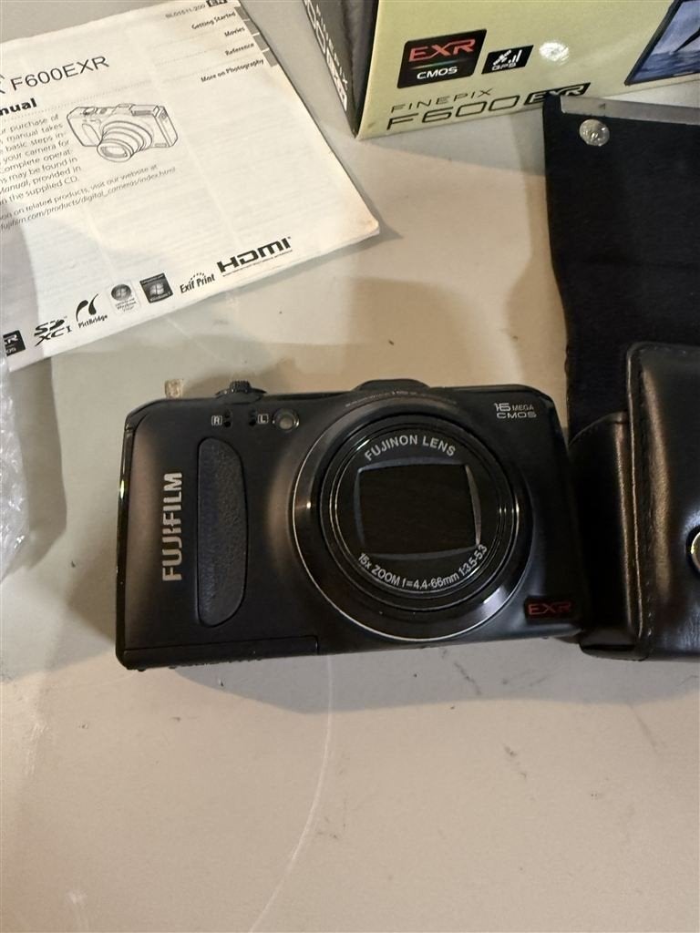 Fujifilm FinePix F600EXR Digitale Camera 16MP - Zeer Goede S, Audio, Tv en Foto, Fotocamera's Digitaal, Ophalen of Verzenden, Zo goed als nieuw