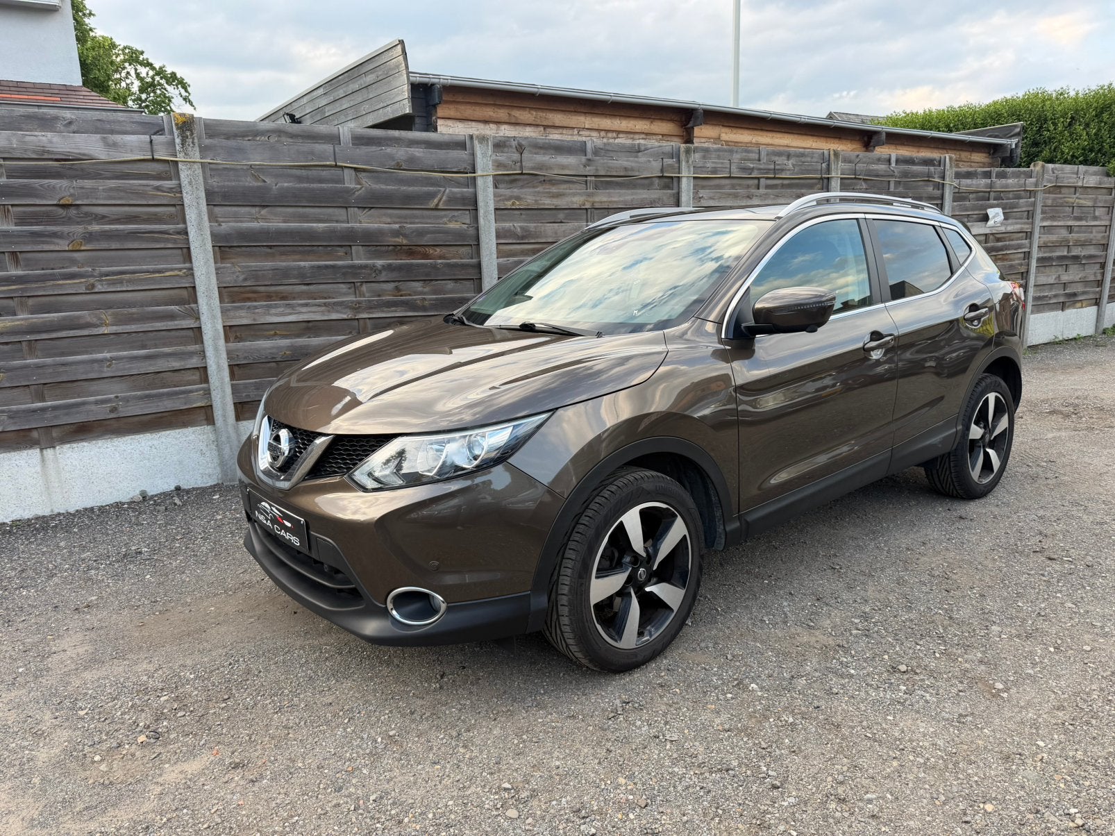 Nissan Qashqai 1.2 benzine 2016 Automaat!!!, Autos, Achat, Euro 6, Entreprise, Carnet d'entretien