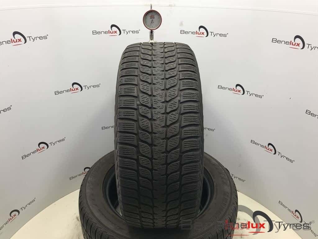 2 0f 4 winter 225/55R16 225/55 R16 225/55/16 2255516, Autos : Pièces & Accessoires, Pneus hiver, -, 16 pouces, -
